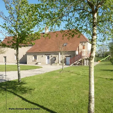 Le Petite Ecurie Holiday home